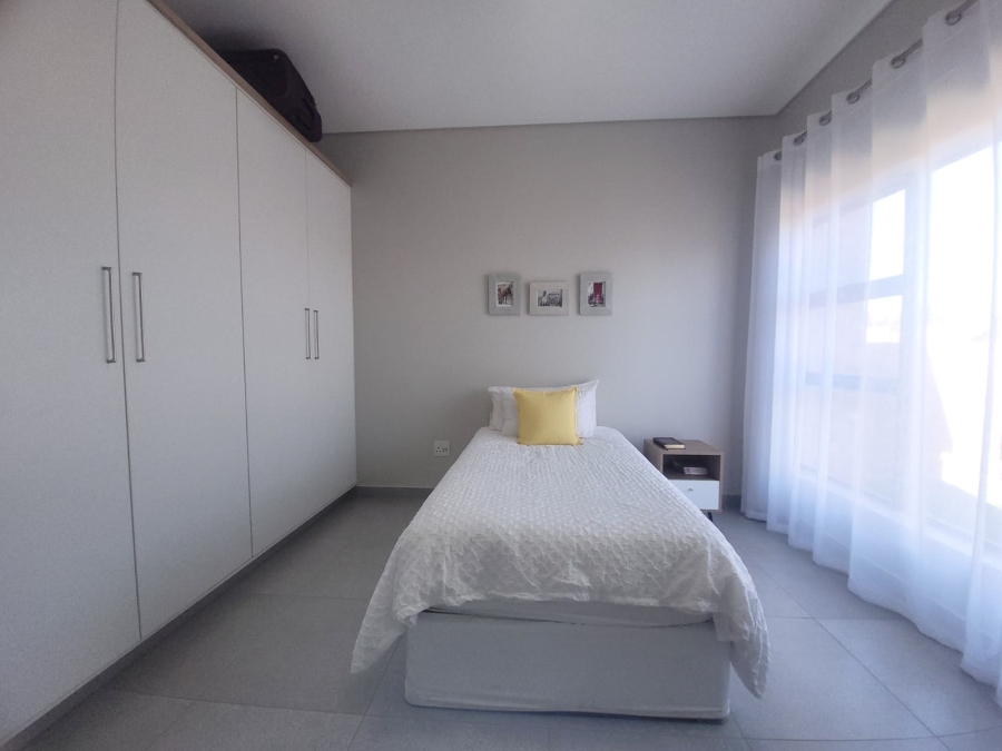 2 Bedroom Property for Sale in Van Der Hoff Park North West